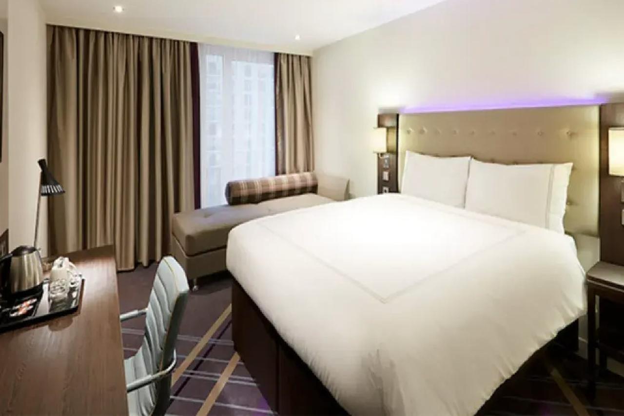 Premier Inn Muenchen City Schwabing Екстериор снимка